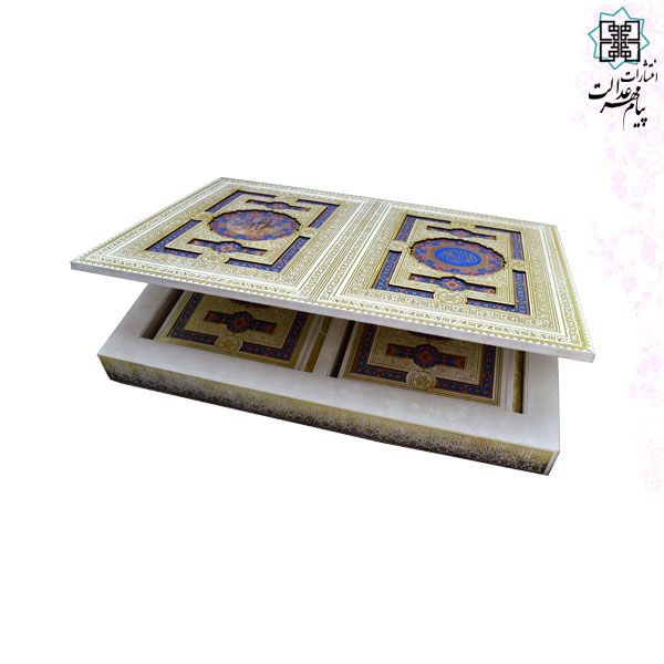 پک 2جلدی قرآن و حافظ وزیری گالینگور سفید جعبه لپتاپی پلاک رنگی